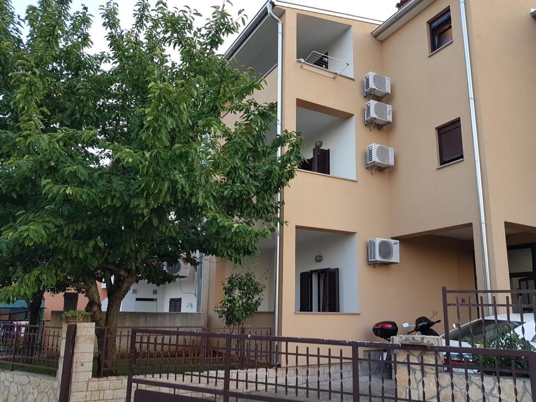 רוביני Apartment Matteo מראה חיצוני תמונה