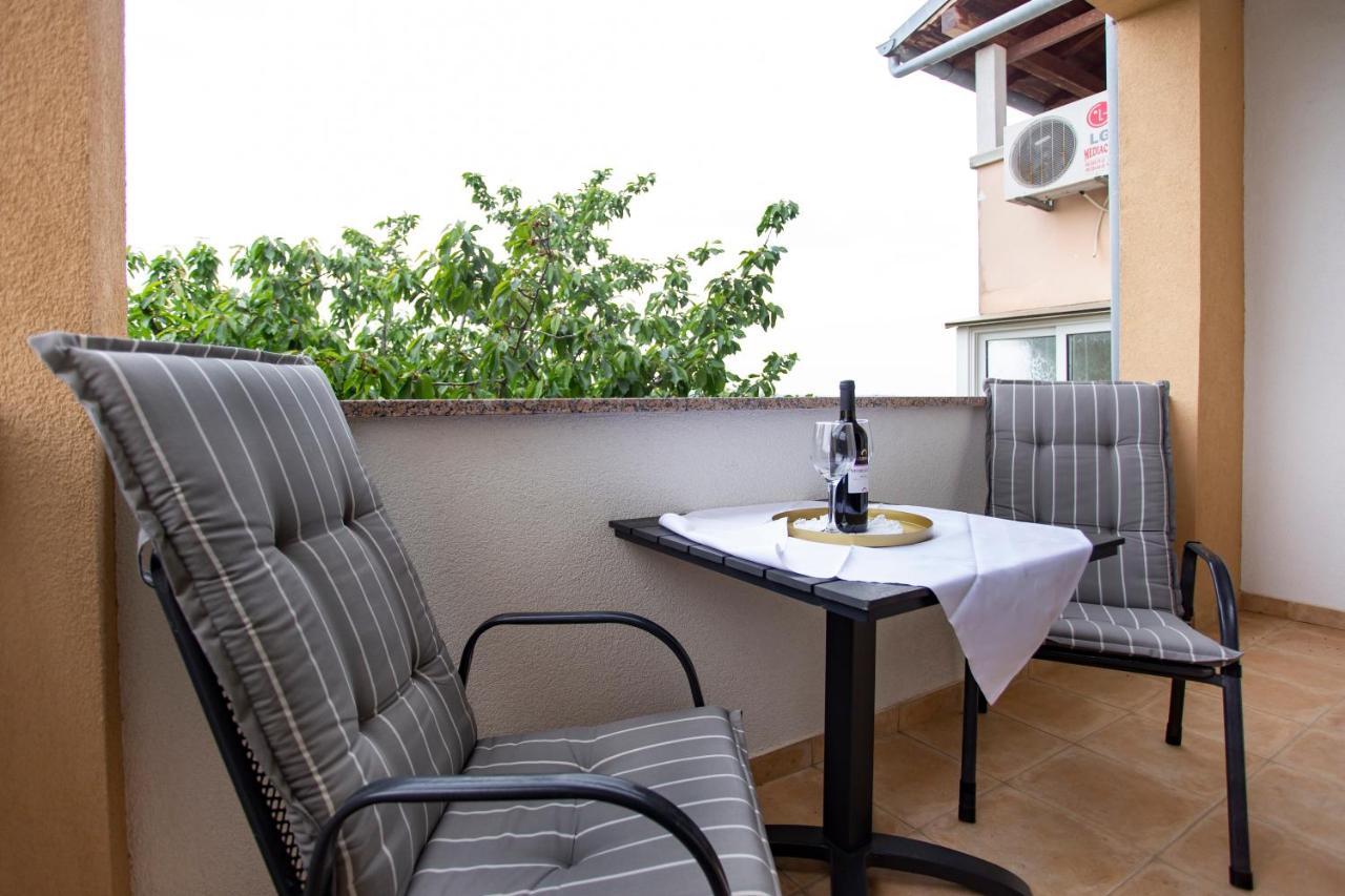 רוביני Apartment Matteo מראה חיצוני תמונה