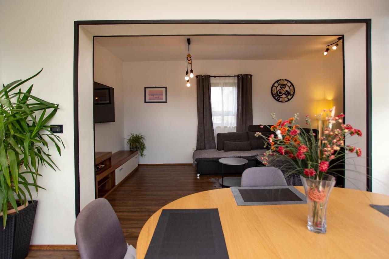 רוביני Apartment Matteo מראה חיצוני תמונה