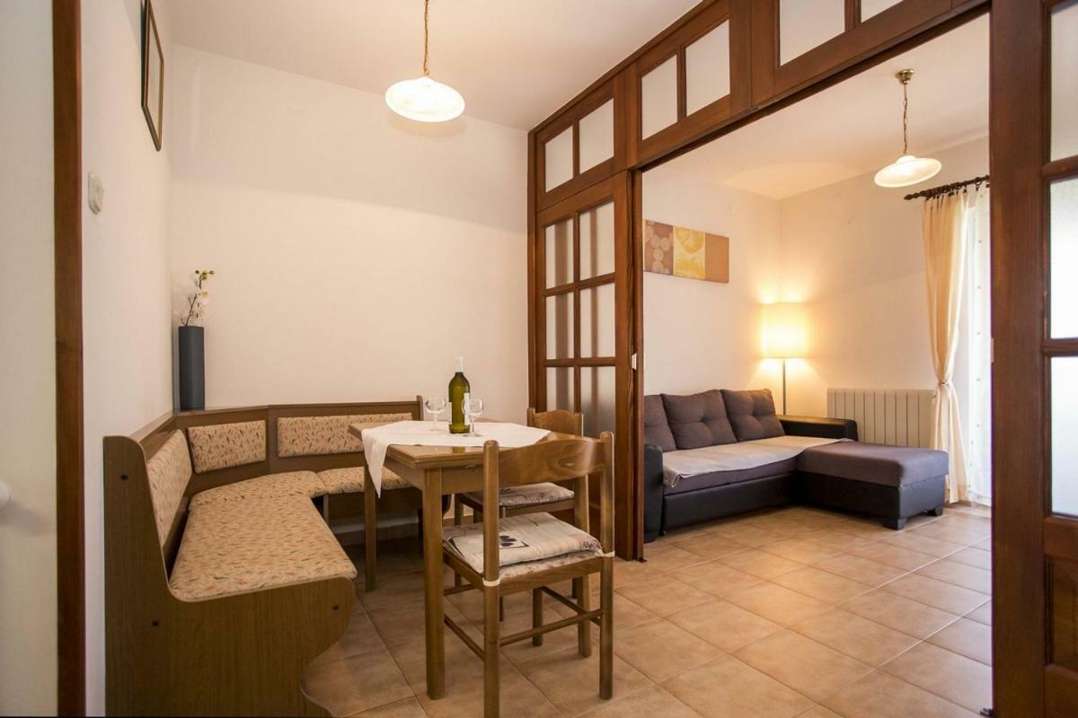 רוביני Apartment Matteo מראה חיצוני תמונה