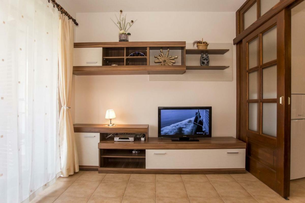 רוביני Apartment Matteo מראה חיצוני תמונה